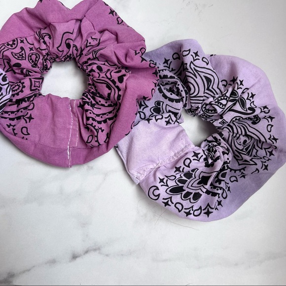 Handmade Paisley Bandana Scrunchies Bleach Dyed Tie Dyed Muted Earthy SKU 5567 - Picture 6 of 6